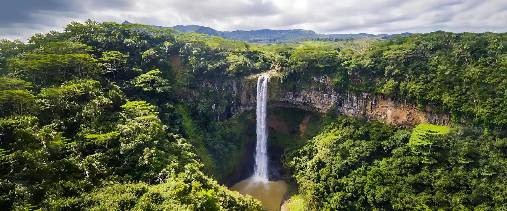 Waterfall at Cascade De Chamarel