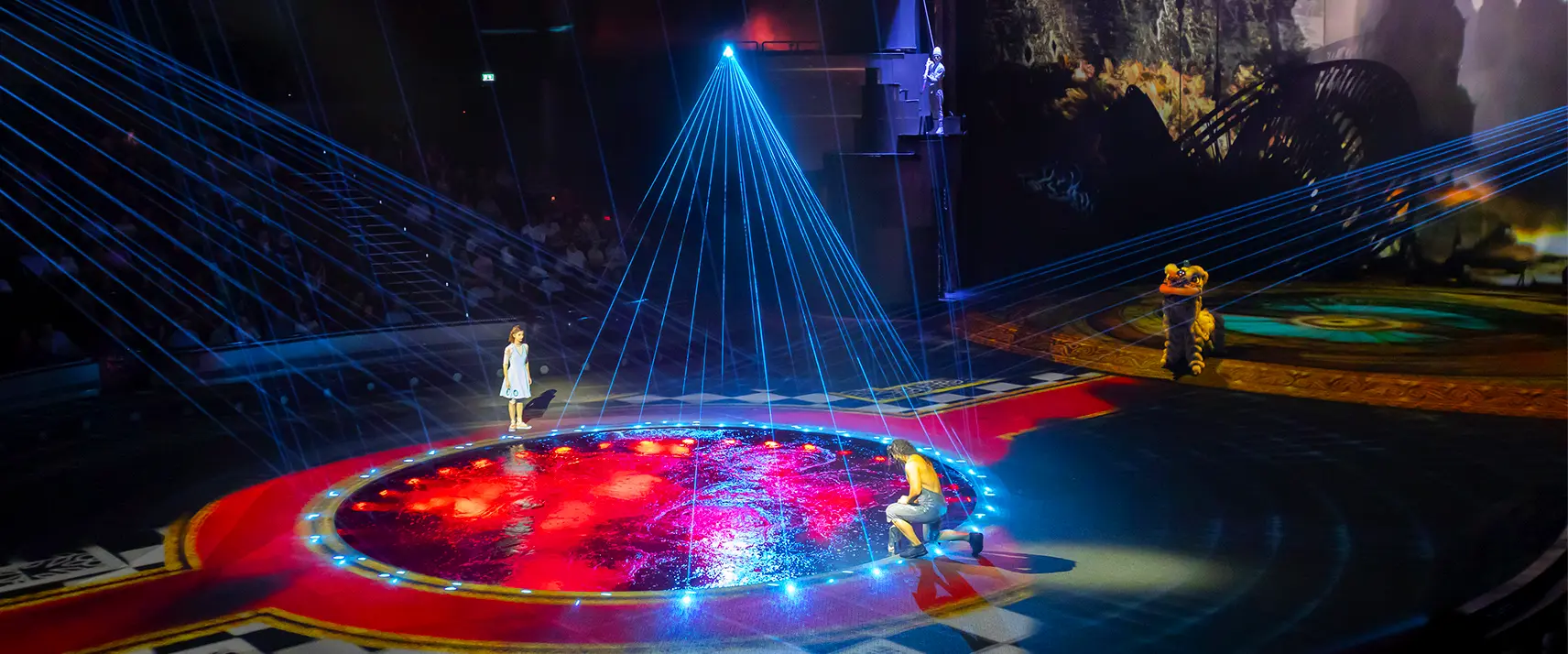 Mind-Blowing Performance at La Perle