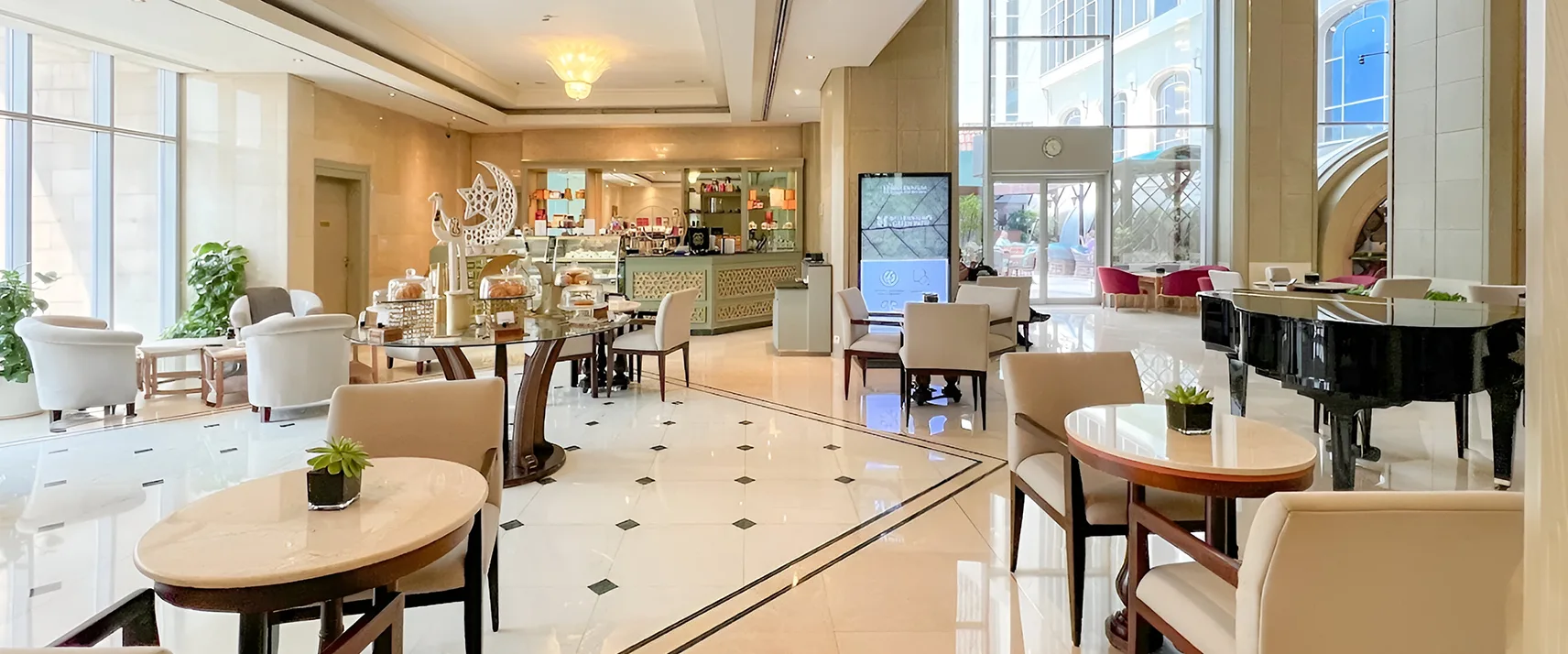 Cappuccino's Cafe, Sheikh Zayed Road