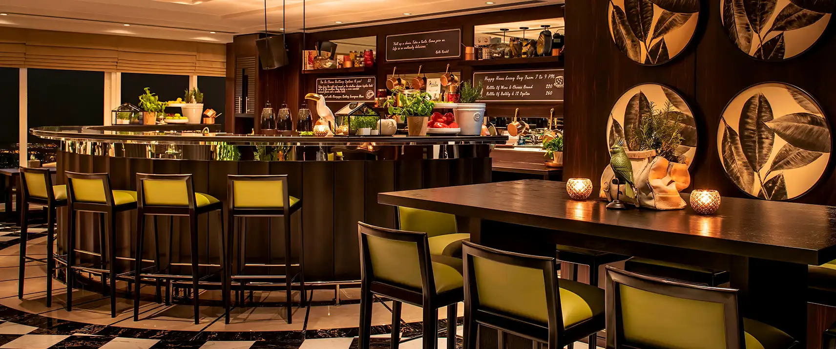 Dine and Dance Freely at Bar 44